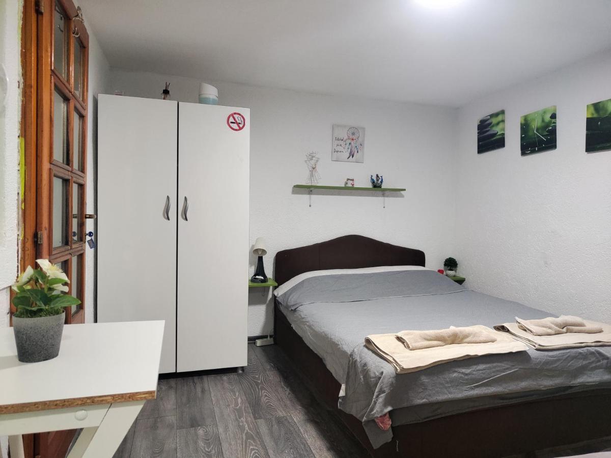 Vini Studio With Private Parking Skopje Exterior photo